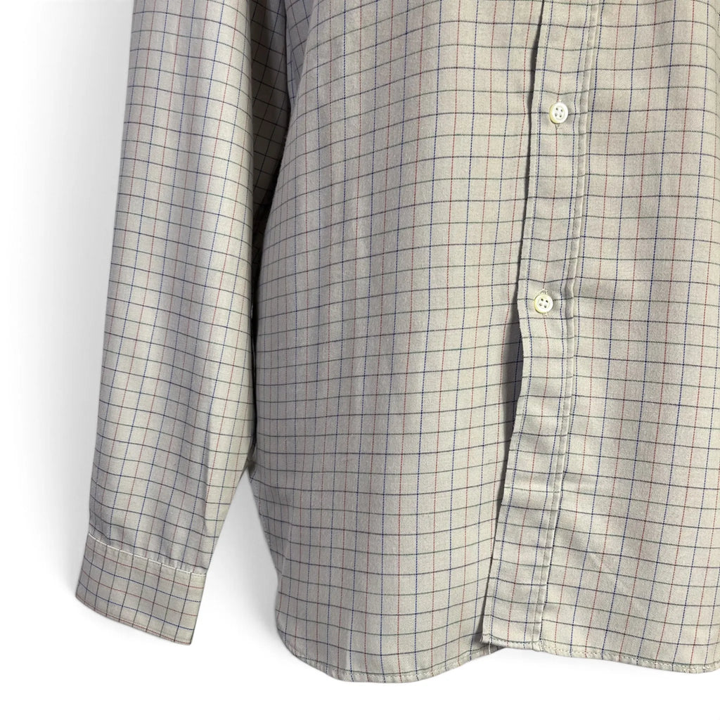 Détail boutons et bas de la chemise homme Cacharel beige à carreaux, taille S