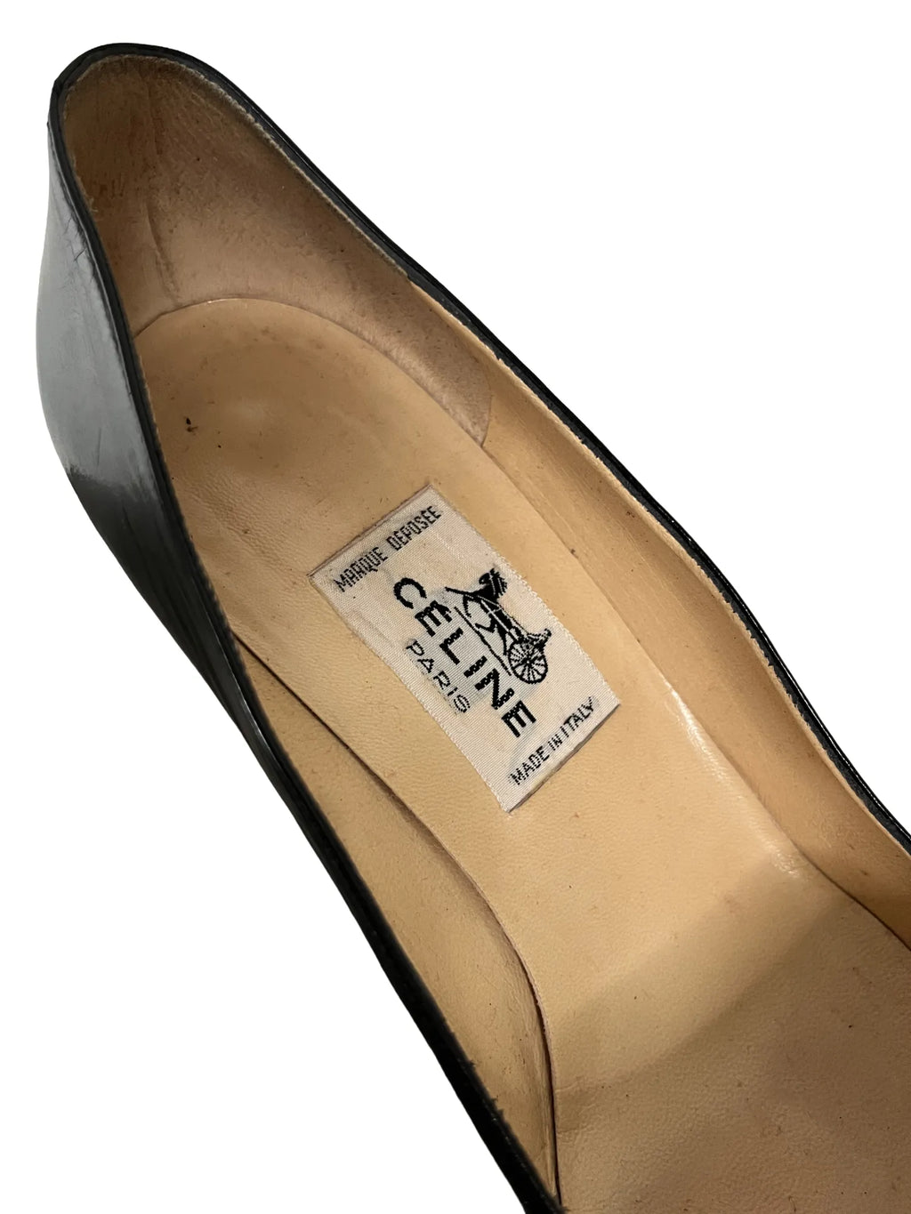 Détail semelle et étiquette Céline Made in Italy sur escarpins noir cuir taille 36