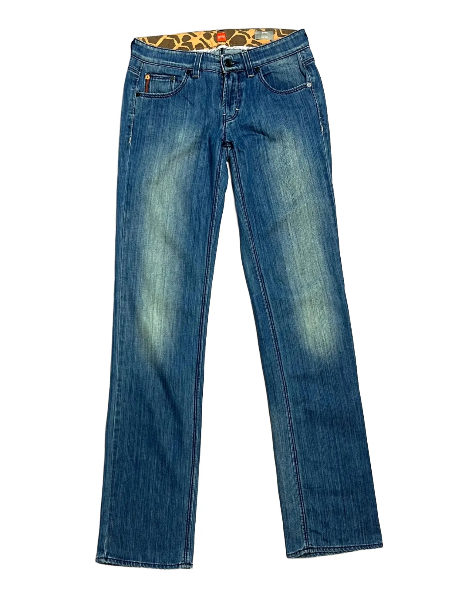 Jean femme Hugo Boss bleu marine coupe droite, denim 75% coton 25% polyester, taille 36, vue de face